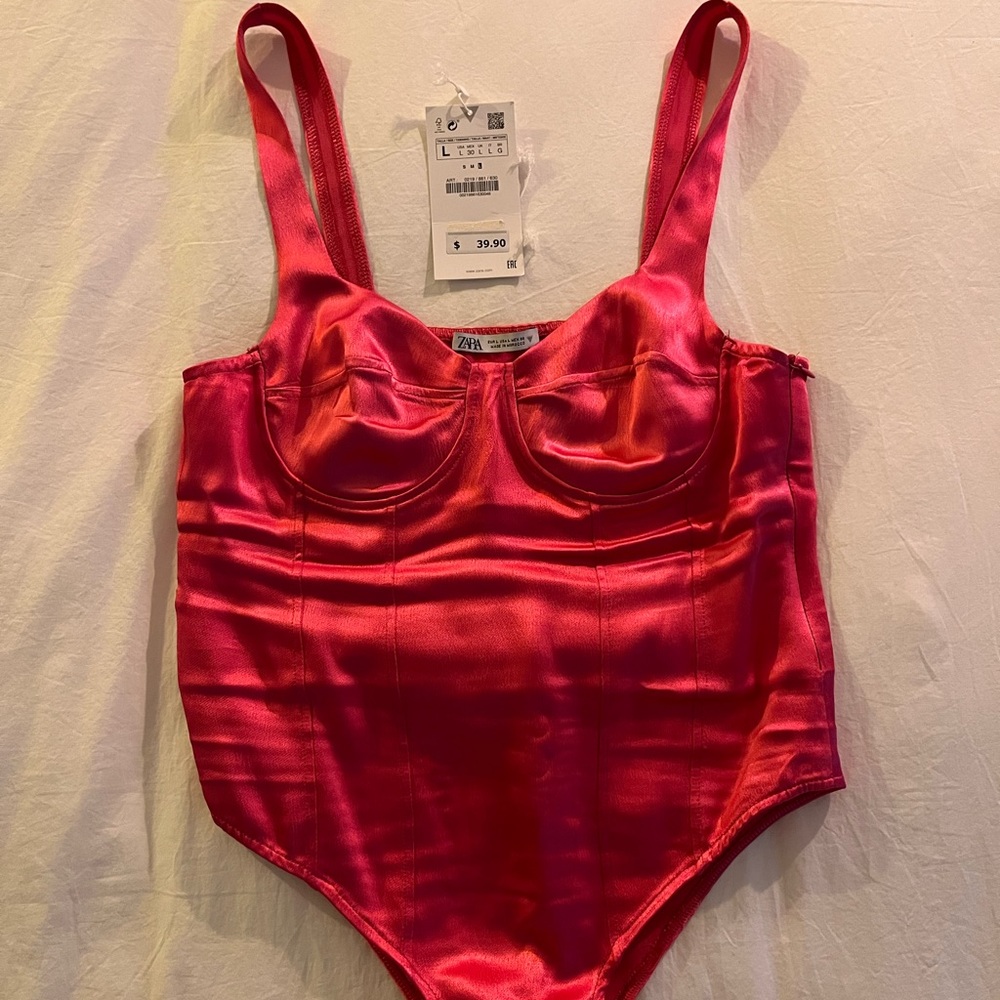 BRAND NEW Zara One Piece Bodysuit 🦩